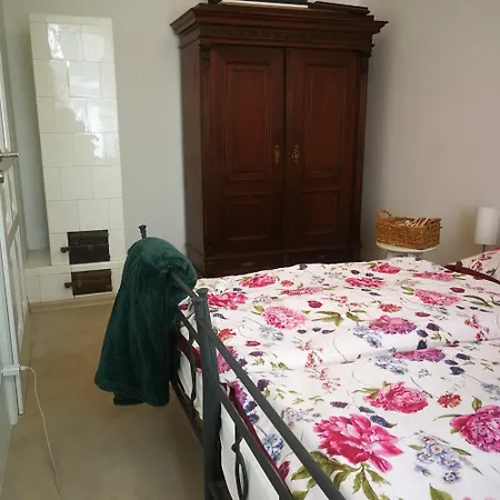 Adelaide Villa