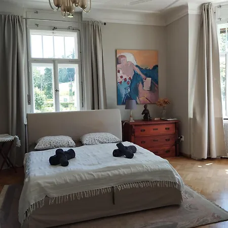 Adelaide Villa *
